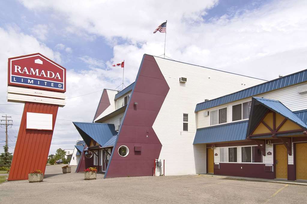 Hotel Ramada Limited Dawson Creek Exteriér fotografie